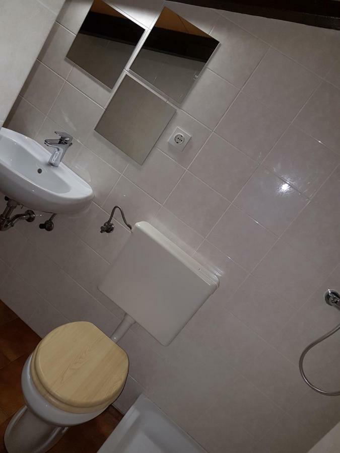 Apartment Slavi Vipava Exterior photo